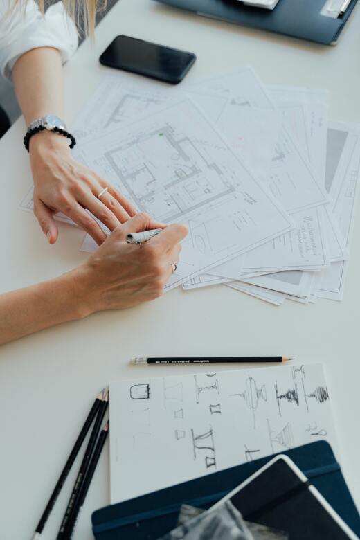 ASSAEL REALTY, VISION ARQUITECTONICA. Evaluamos cada activo desde su estructura, diseño y potencial de transformación. Nuestra visión de arquitecto garantiza que la estética y la funcionalidad maximicen el valor de su inversión.